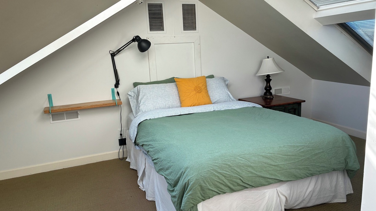 Photo of Bedroom in Greenfield