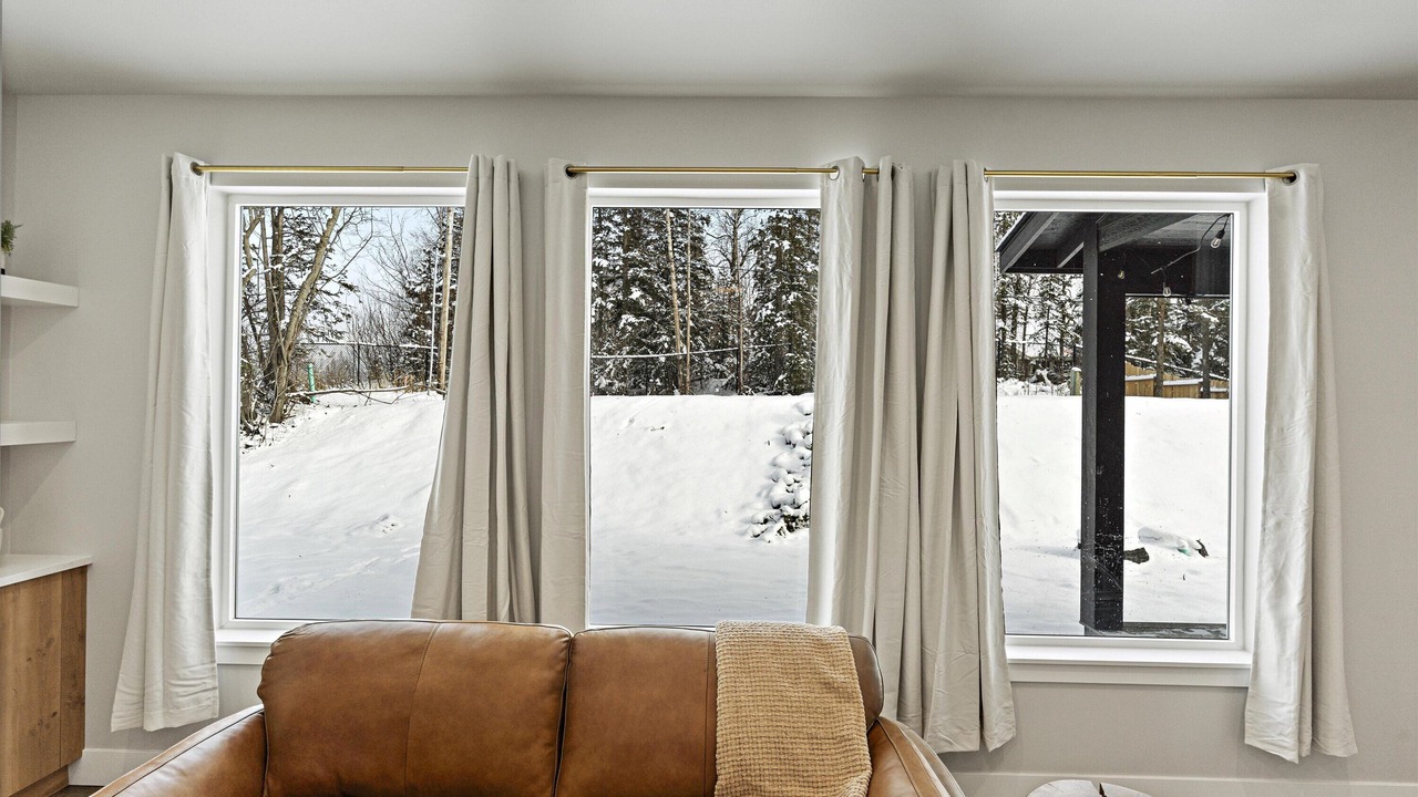 Photo of Livingroom in Abbott Loop
