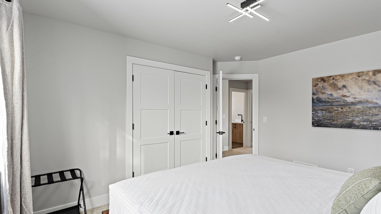 Photo of Bedroom in Abbott Loop