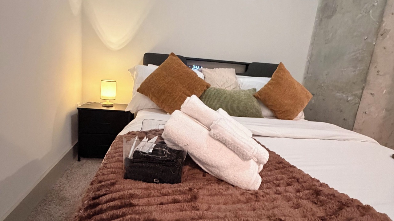 Photo of Bedroom in Peachtree Center