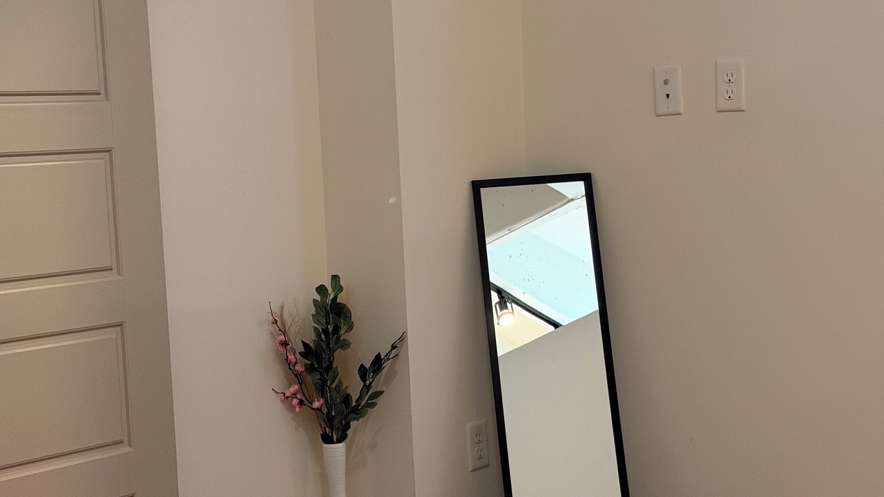 Photo of Bedroom in Peachtree Center
