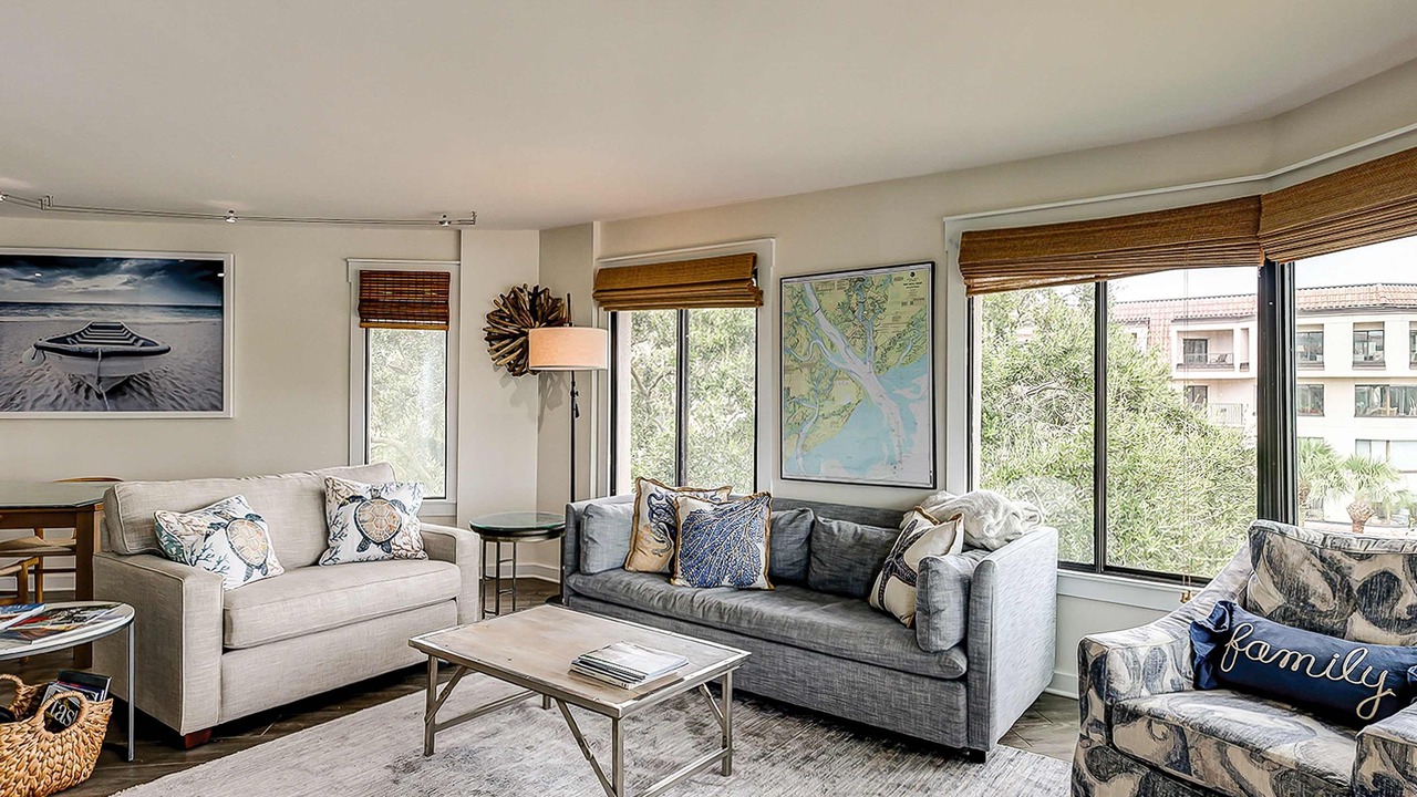 Photo of Livingroom in Shelter Cove