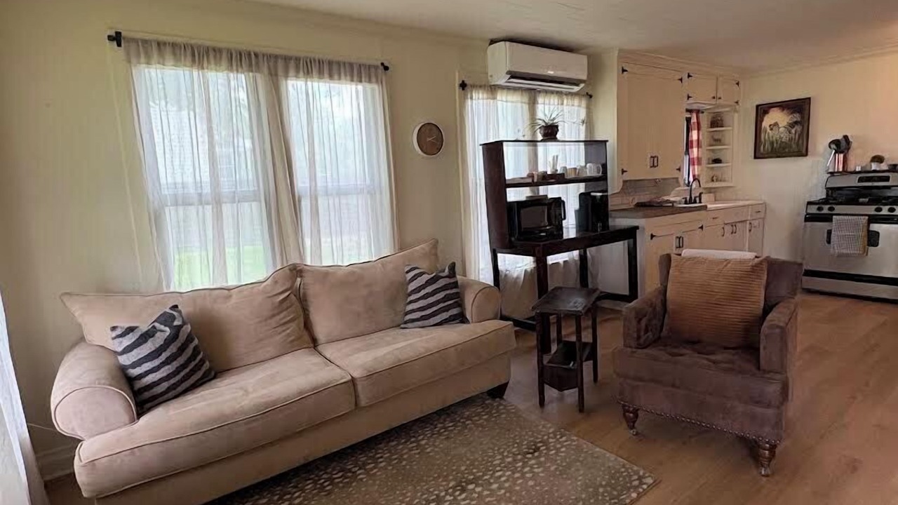 Photo of Livingroom in Kyle