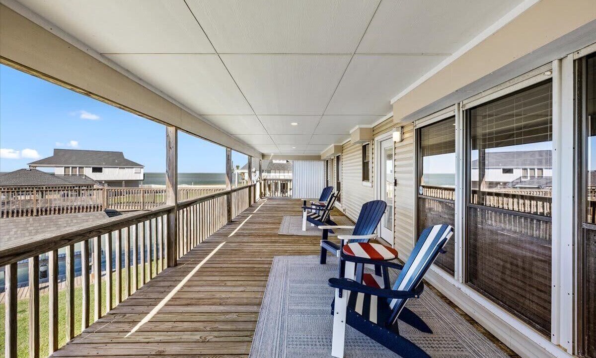 Photo of Patio Balcony in Terramar Beach
