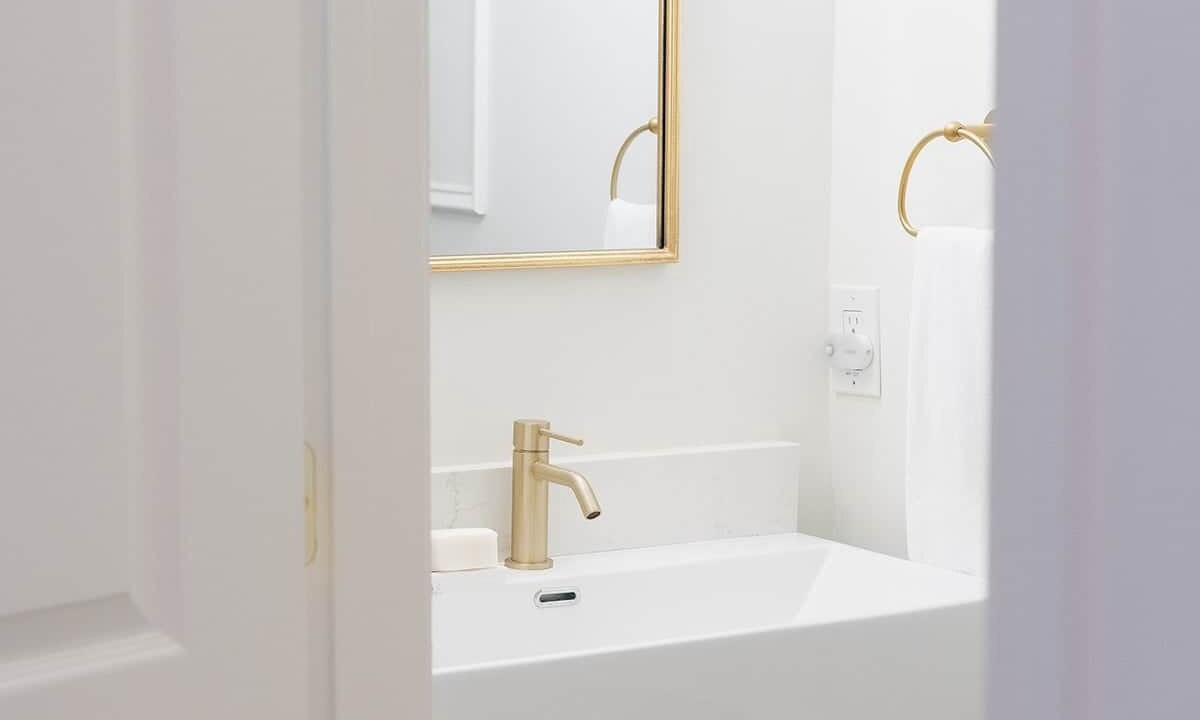 Photo of Bathroom in Port Royal Landing