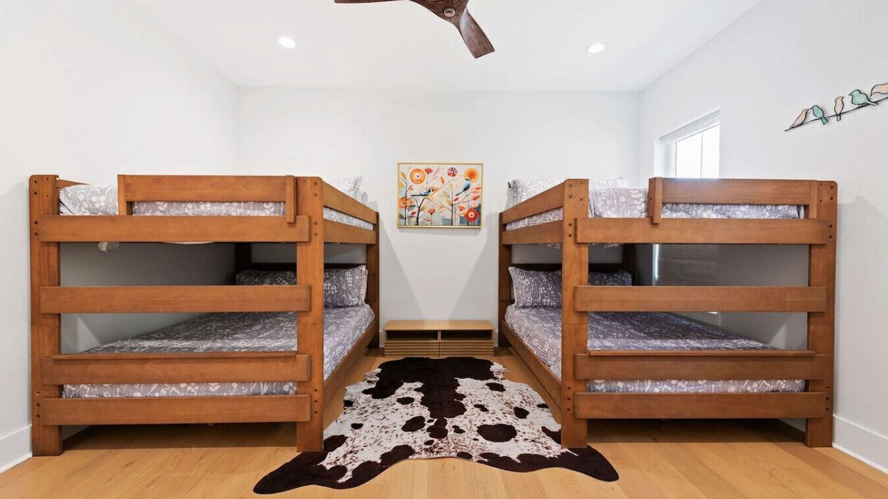 Photo of Bedroom in Canyon Lake