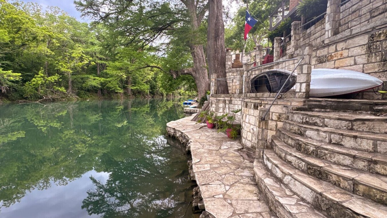 Photo of Others in Canyon Lake