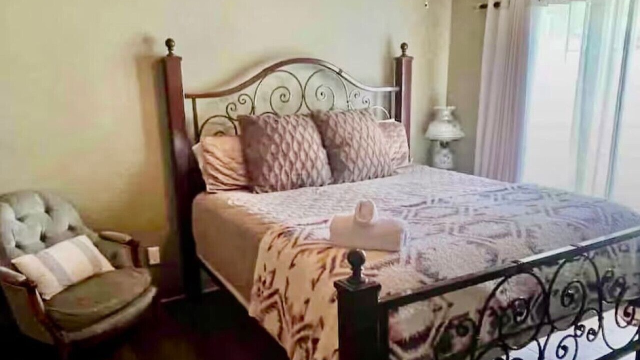 Photo of Bedroom in Canyon Lake