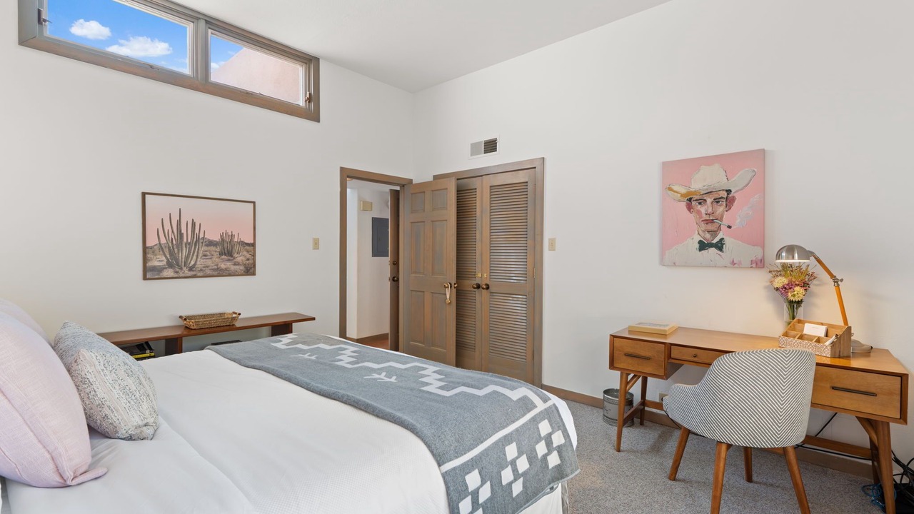 Photo of Bedroom in Nambe Pueblo