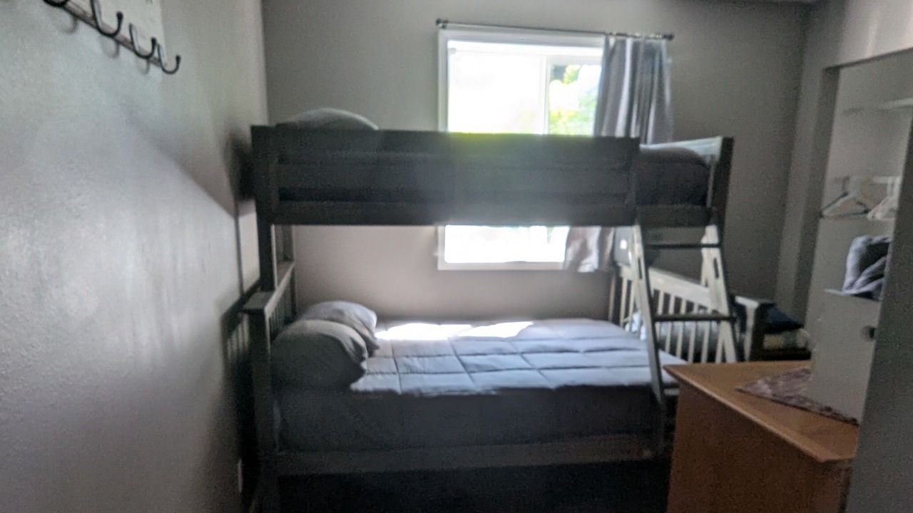 Photo of Bedroom in Happy Valley