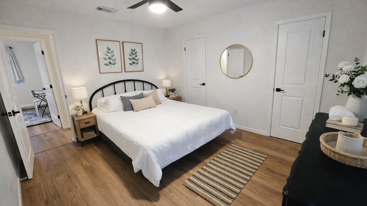 Photo of Bedroom in League City