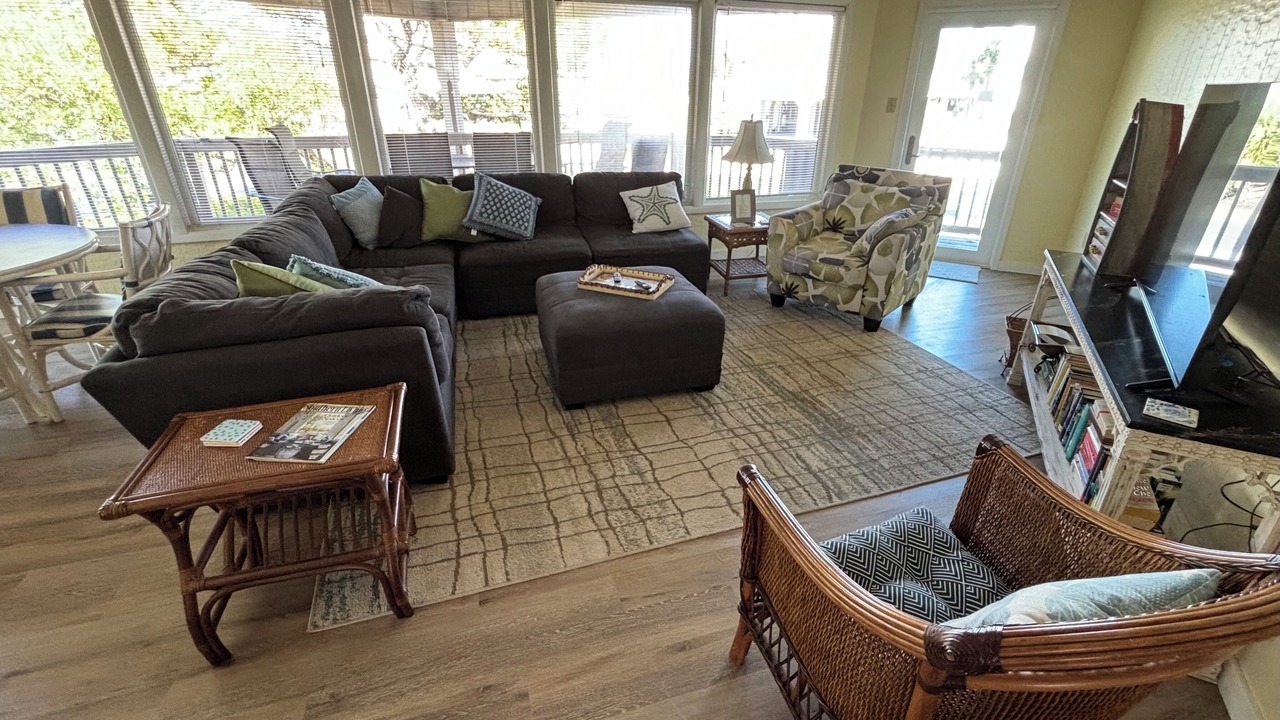 Photo of Livingroom in Inlet Harbour