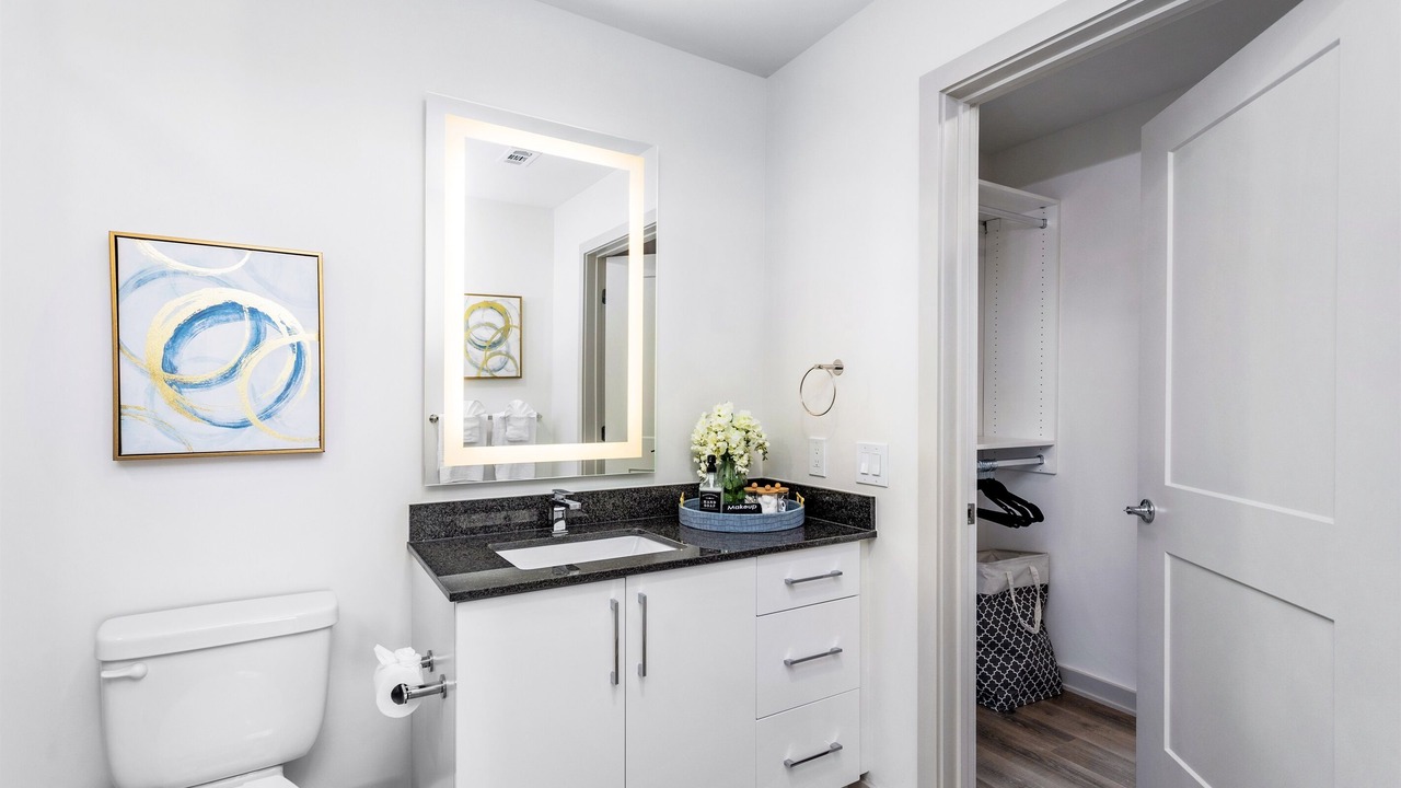 Photo of Bathroom in Peachtree Center