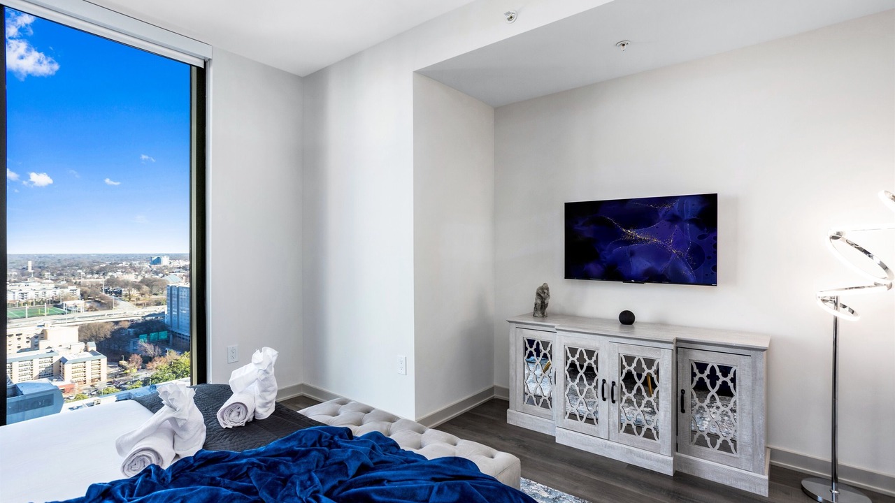 Photo of Bedroom in Peachtree Center