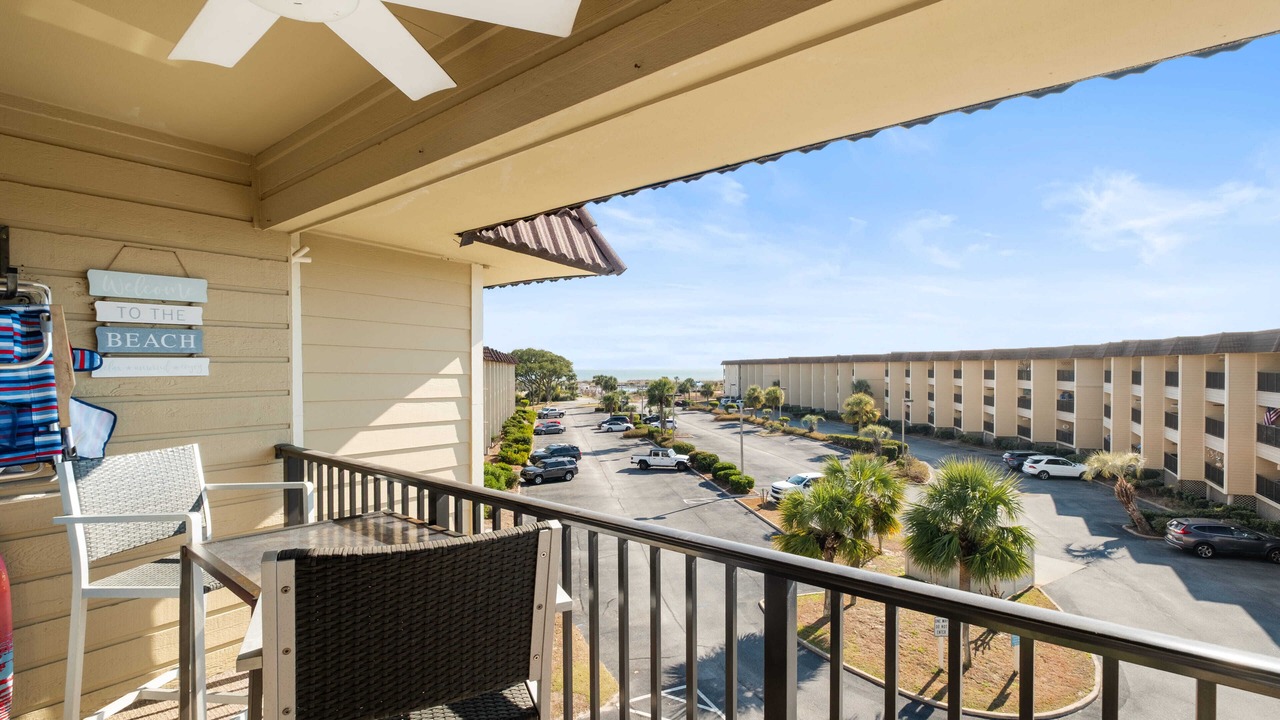 Photo of Outdoor in Folly Field