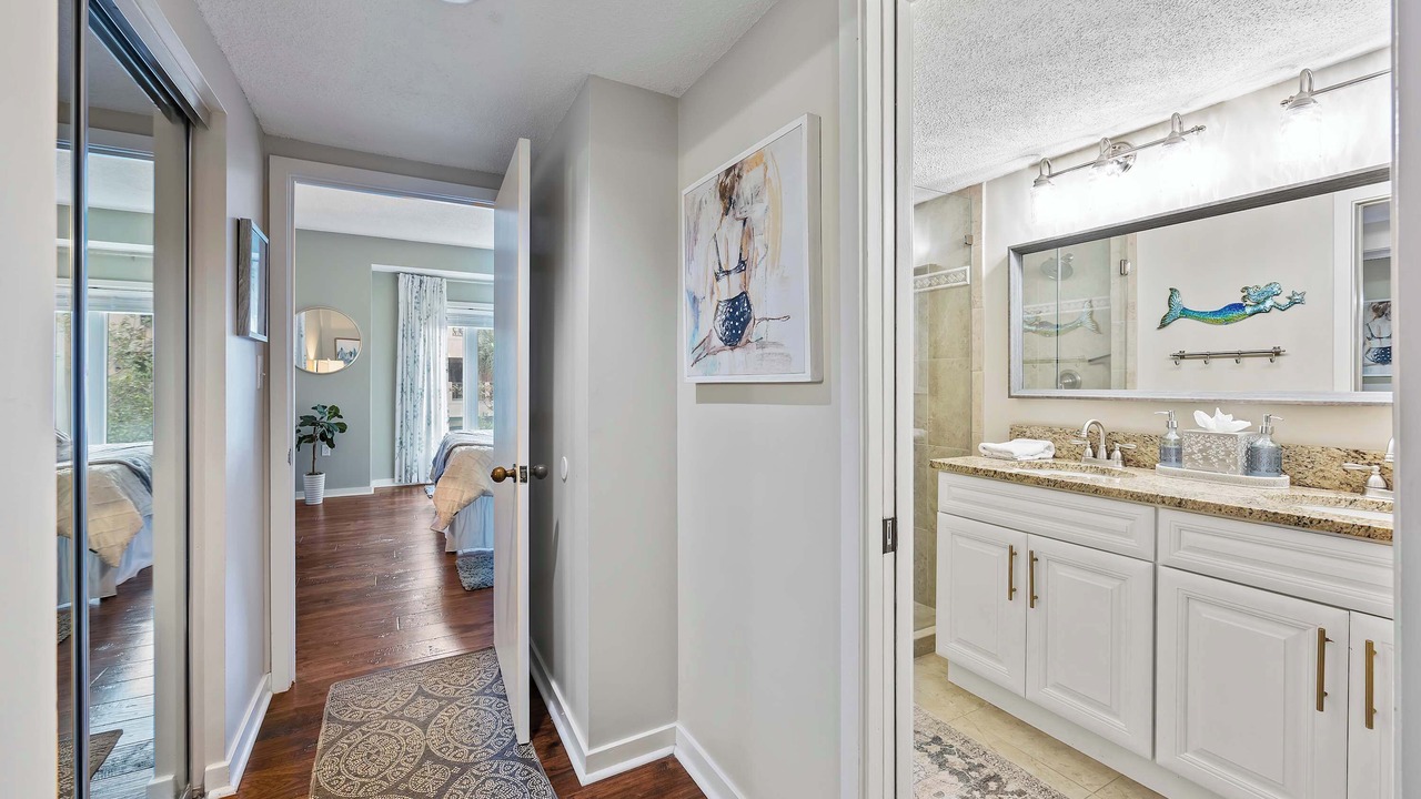 Photo of Bathroom in Shelter Cove