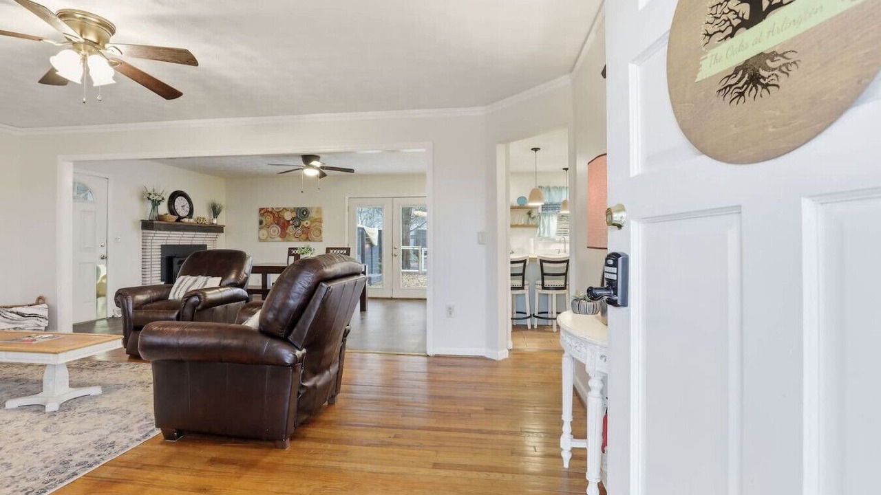 Photo of Livingroom in Greer