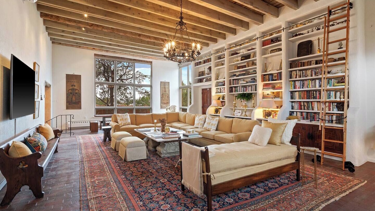 Photo of Livingroom in Santa Fe