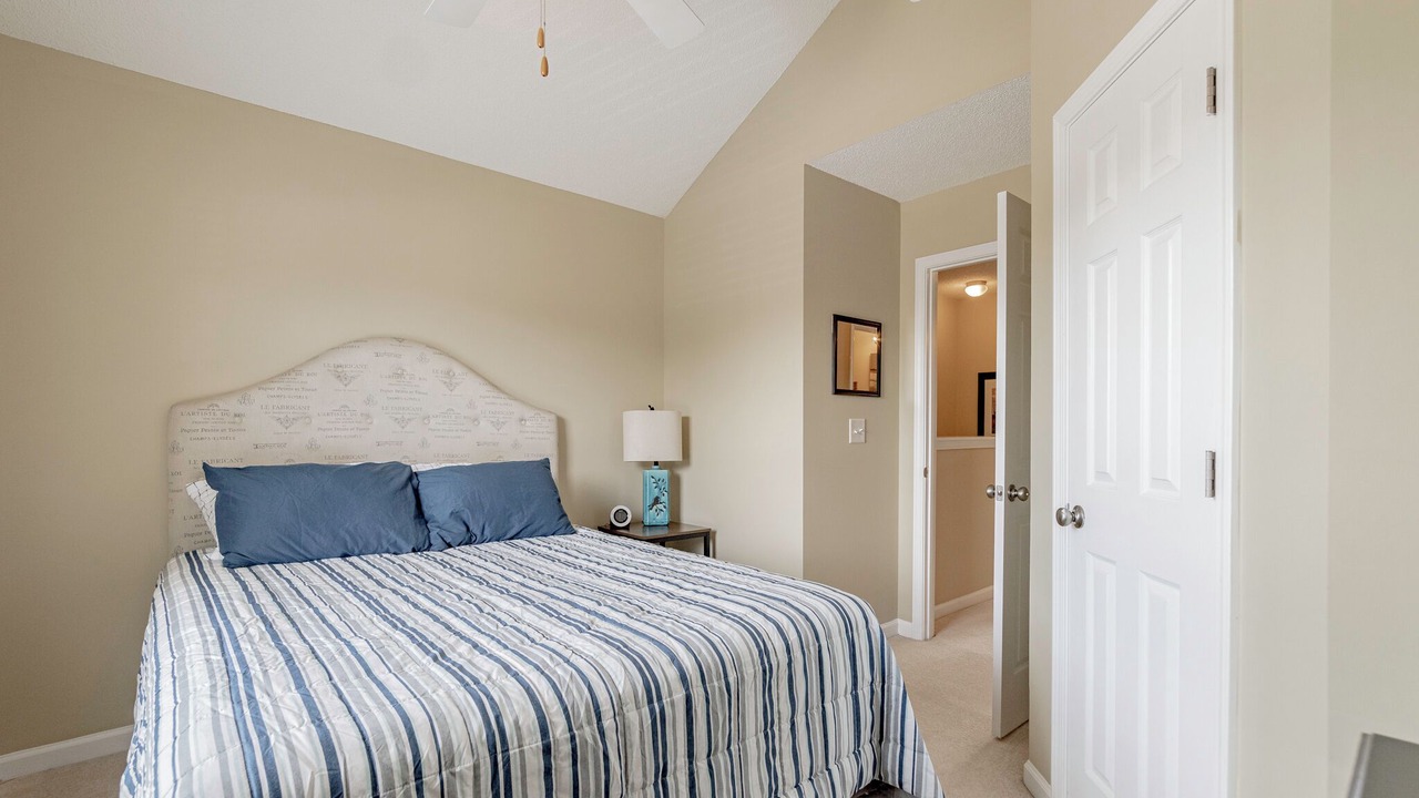 Photo of Bedroom in Columbia