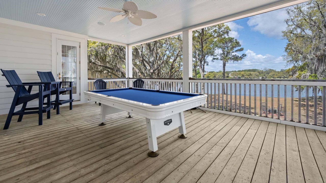Photo of Patio Balcony in Debordieu Colony