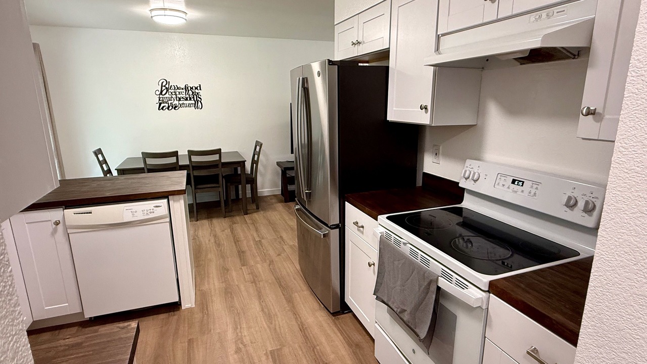 Photo of Kitchen in Northeast Anchorage