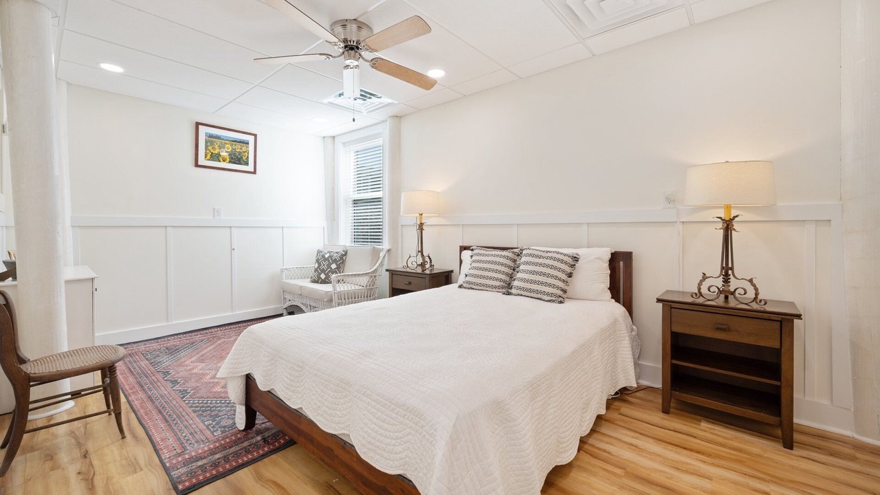 Photo of Bedroom in Debordieu Colony