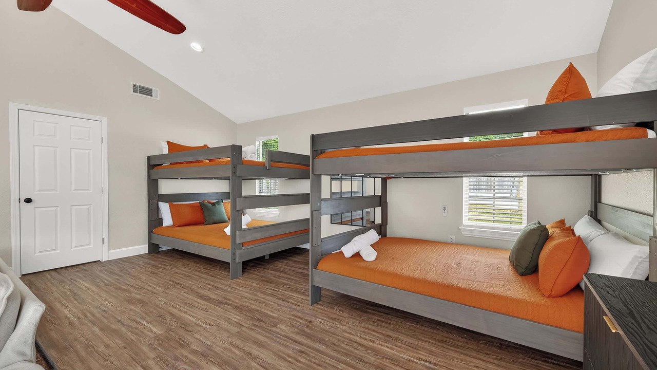 Photo of Bedroom in El Lago