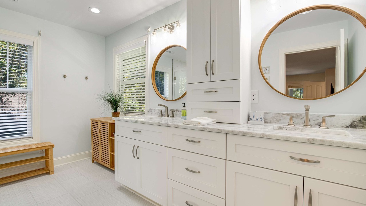 Photo of Bathroom in Sunset Point