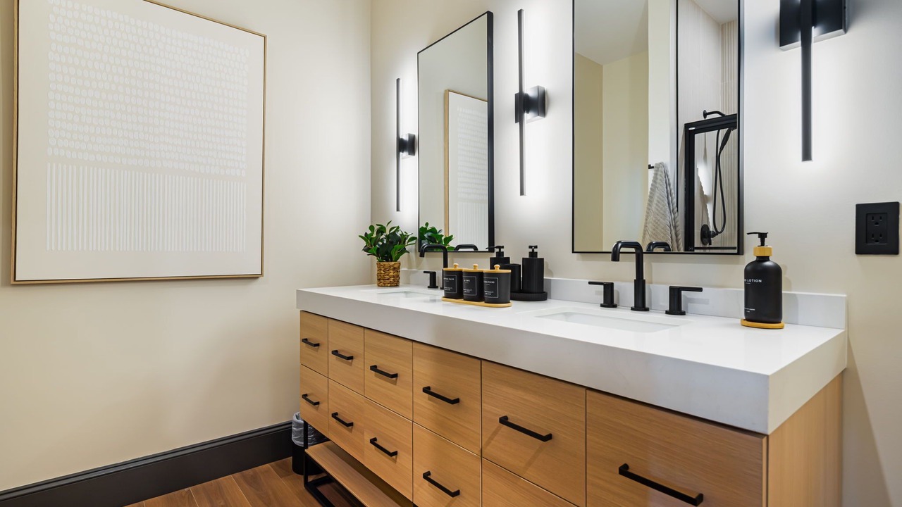 Photo of Bathroom in Tuxedo