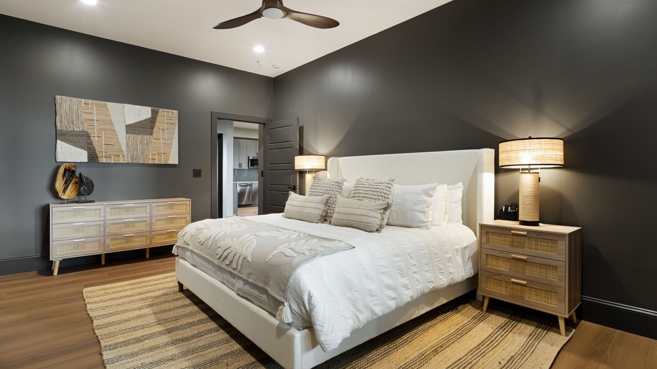 Photo of Bedroom in Tuxedo