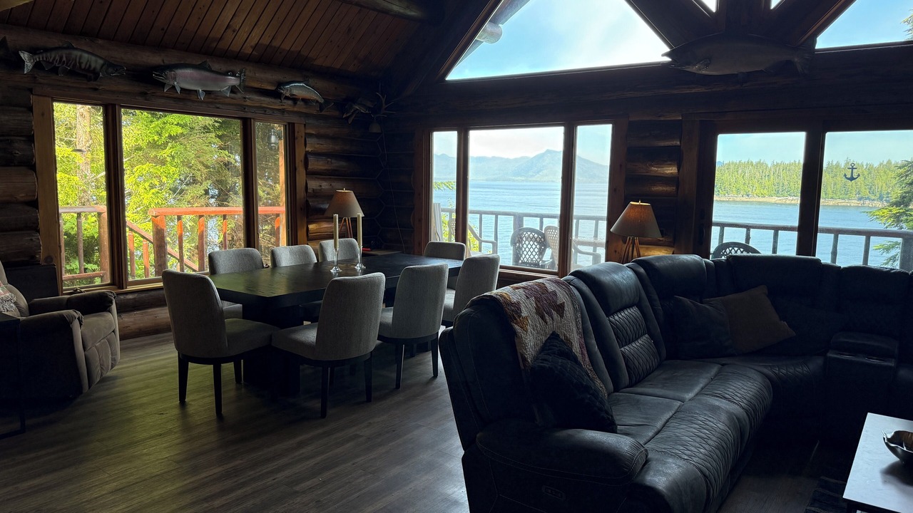 Photo of Livingroom in Ketchikan