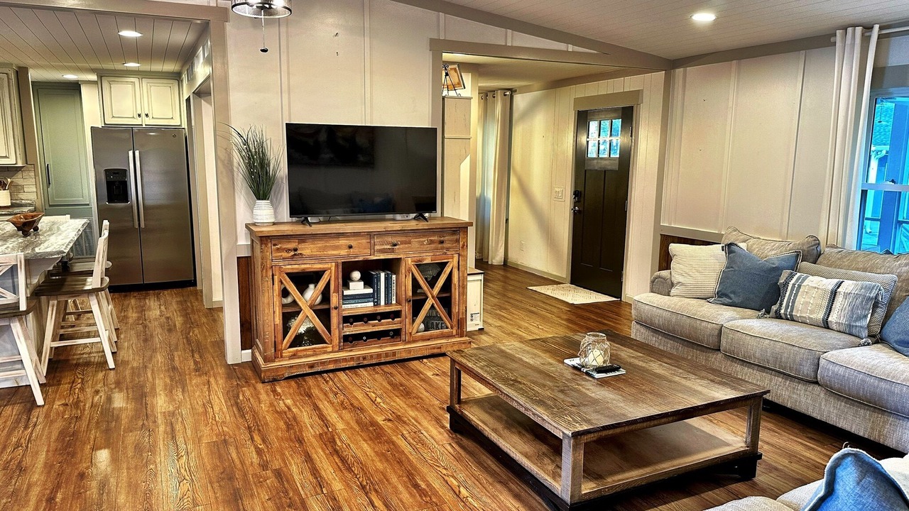 Photo of Livingroom in Milledgeville