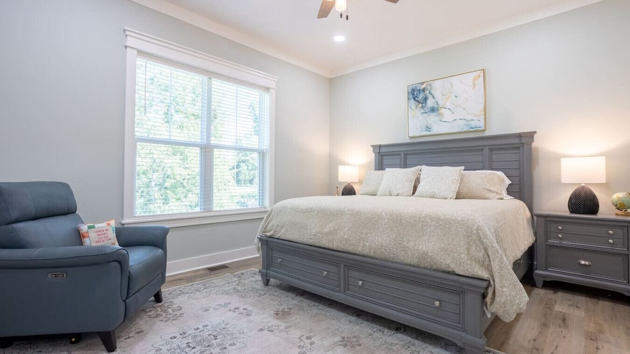 Photo of Bedroom in Greenwood