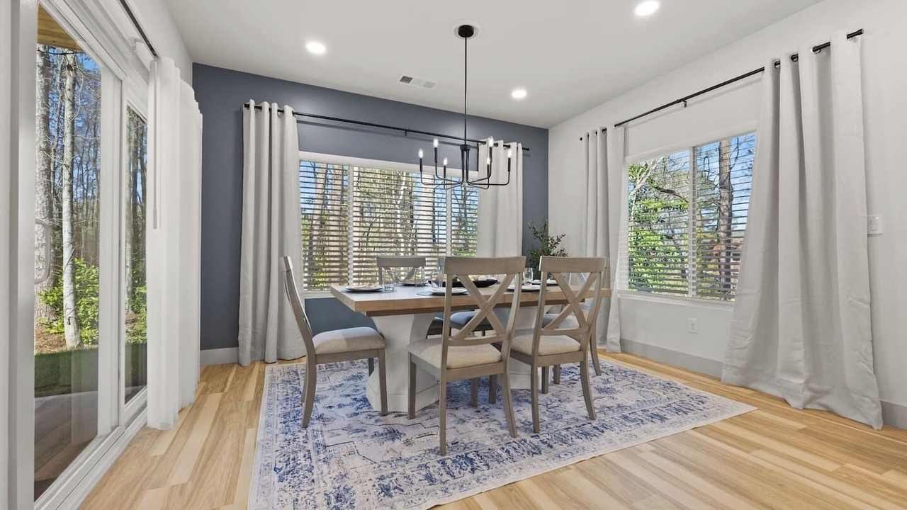 Photo of Livingroom in Mableton