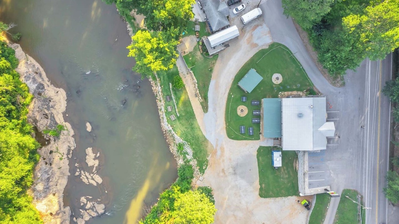 Photo of Outdoor in Greenville