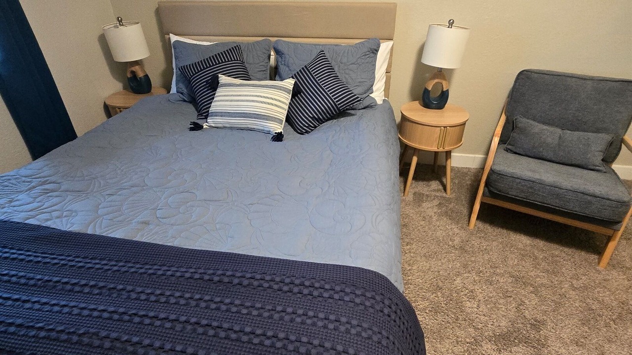 Photo of Bedroom in Homer