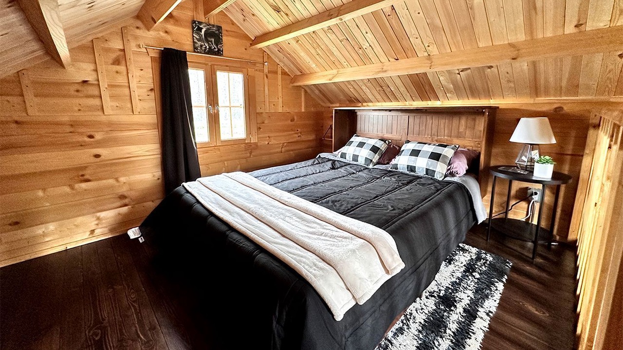 Photo of Bedroom in Denali