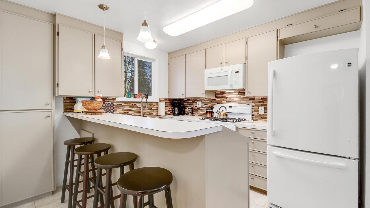 Photo of Kitchen in University Area