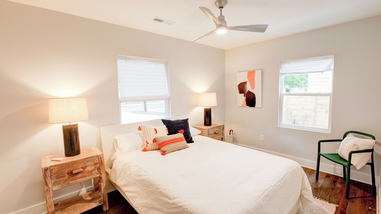 Photo of Bedroom in Villa Heights