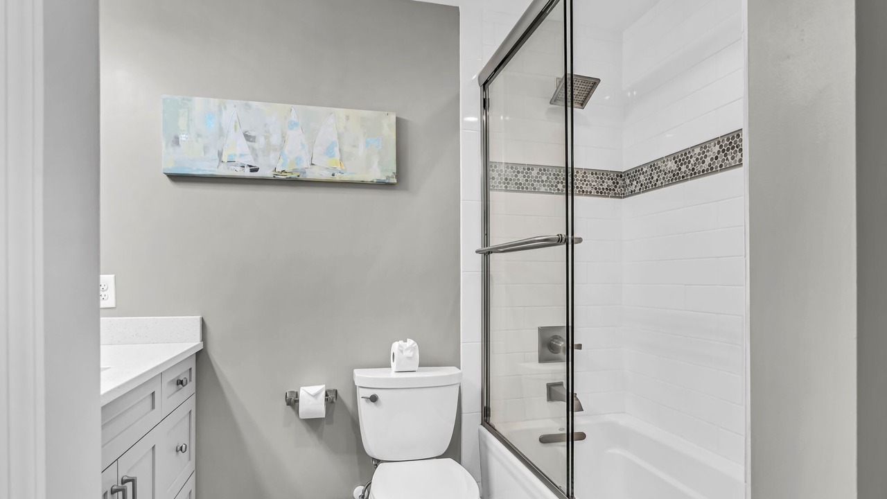 Photo of Bathroom in Folly Field