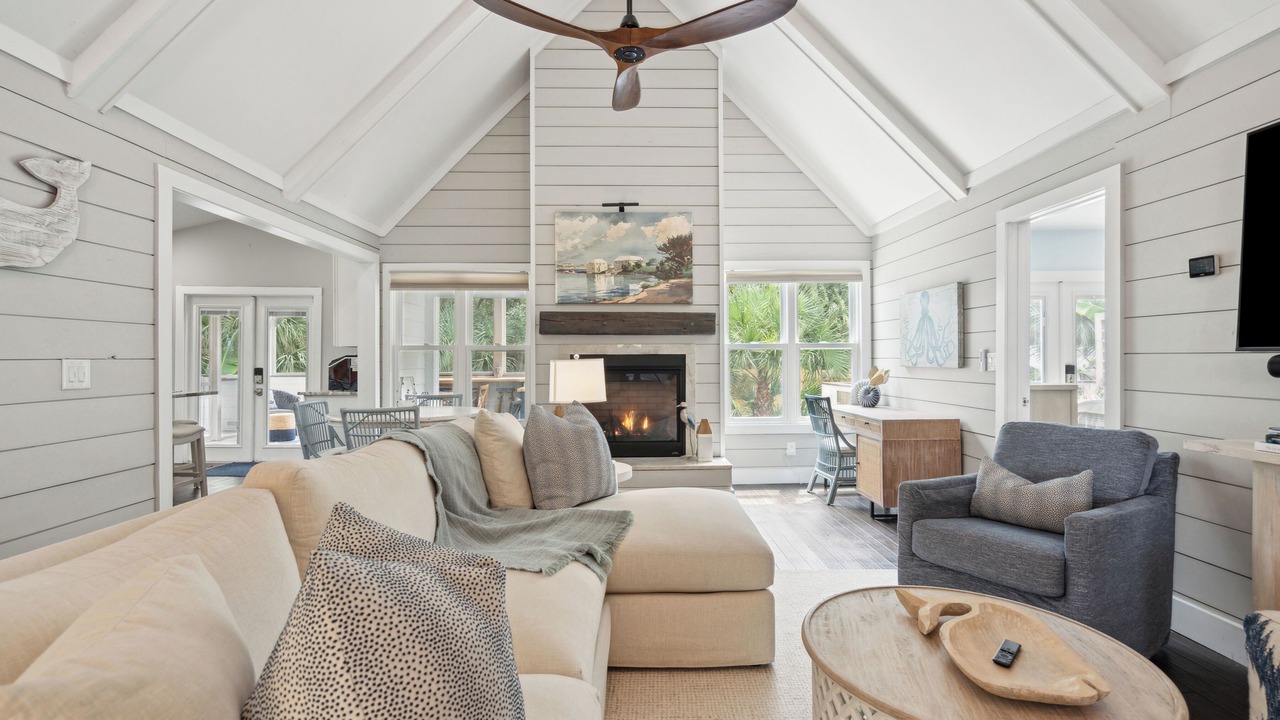 Photo of Livingroom in Isle of Palms