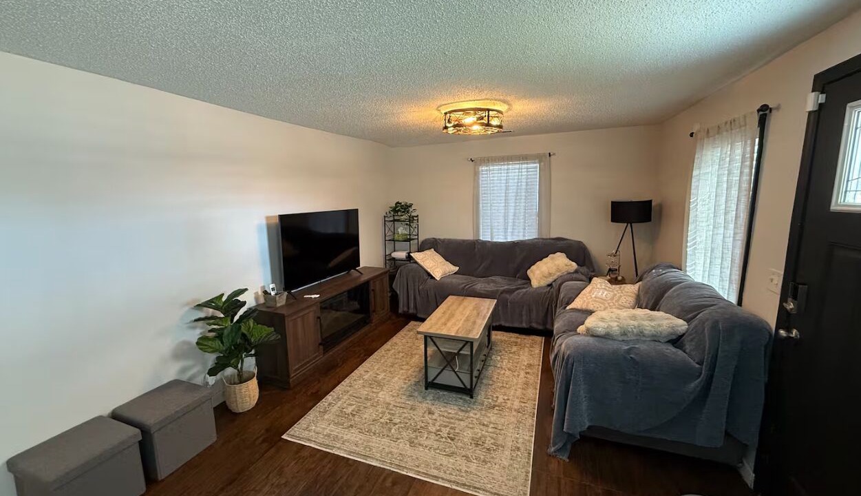 Photo of Livingroom in Simpsonville