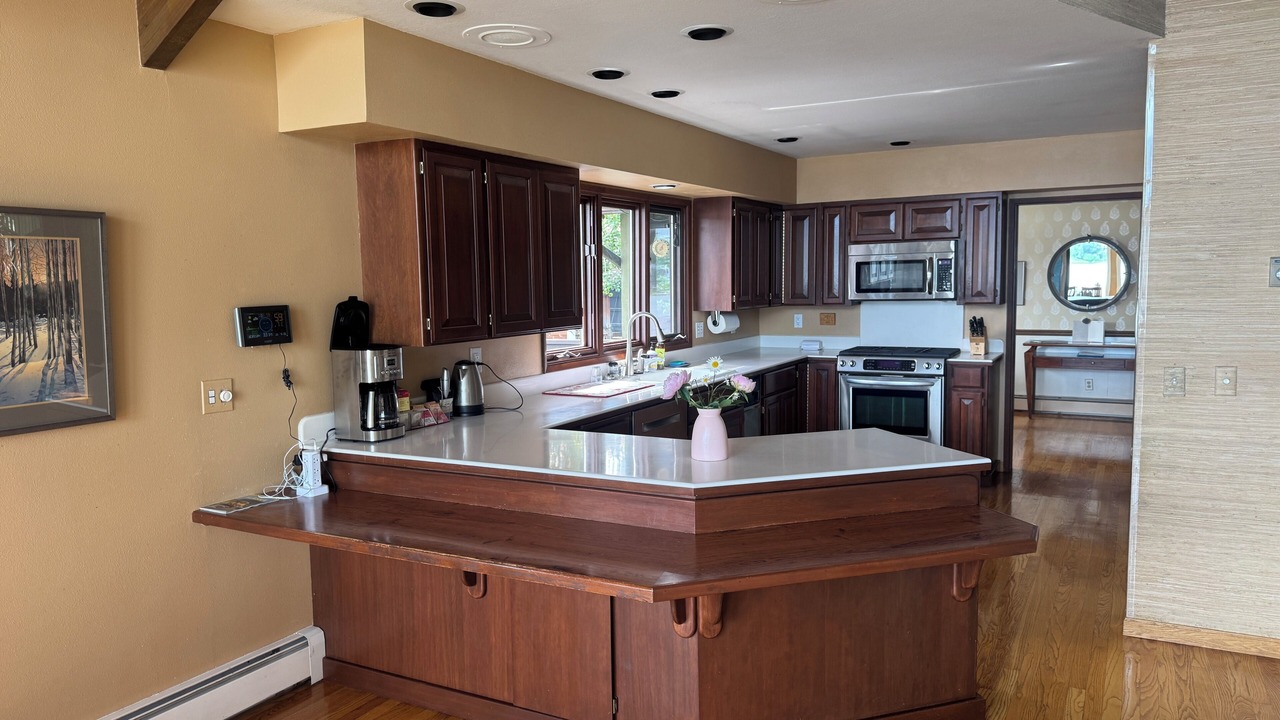 Photo of Kitchen in Bayshore - Klatt