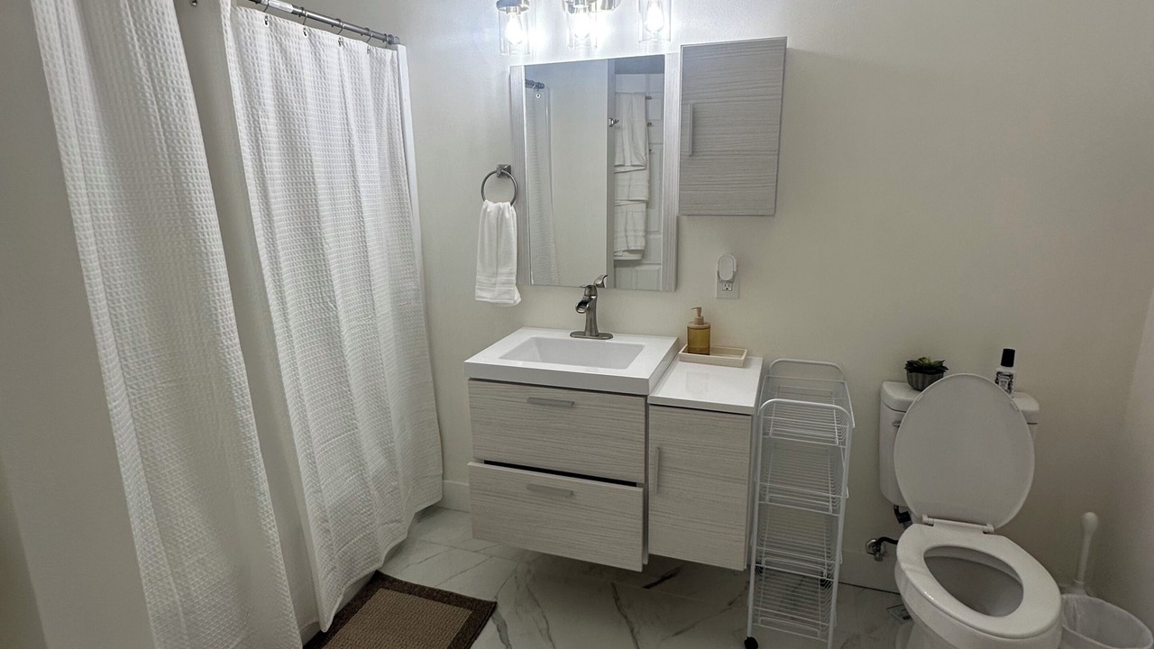 Photo of Bathroom in Abbott Loop
