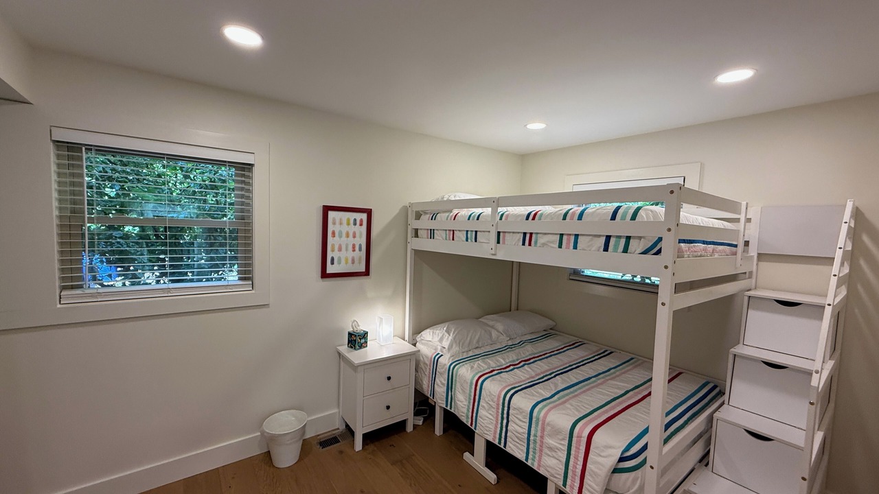Photo of Bedroom in Berea
