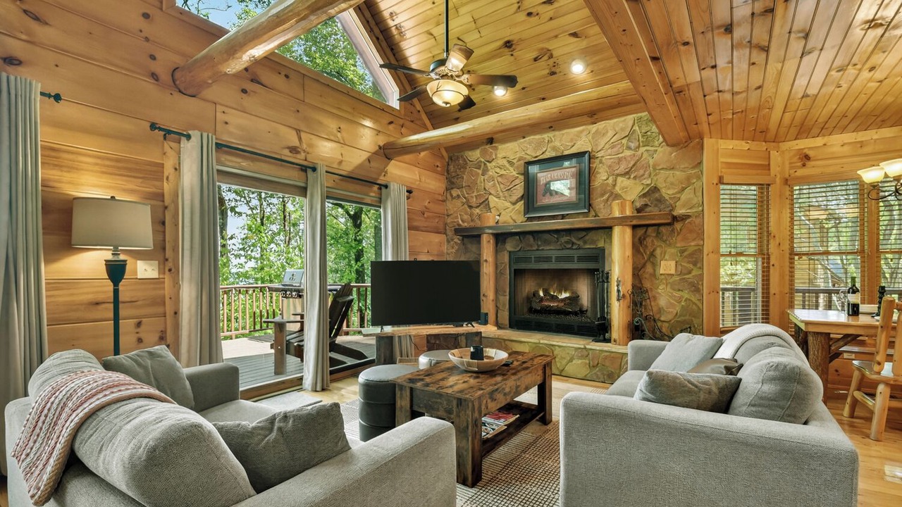 Photo of Livingroom in Walnut Mountain
