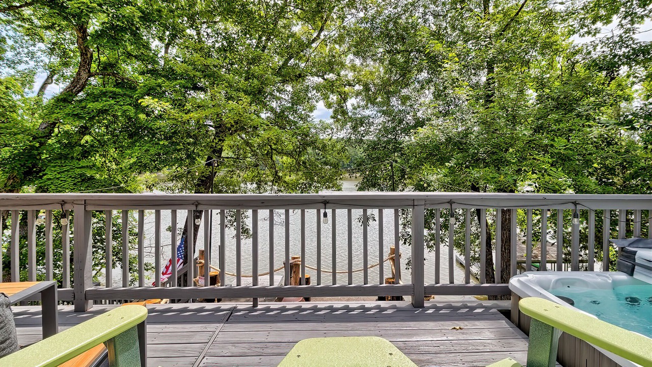 Photo of Outdoor in White Oak