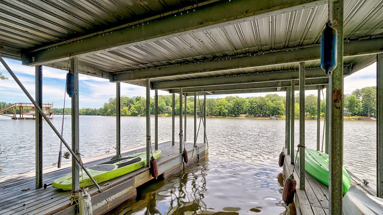 Photo of Others in White Oak