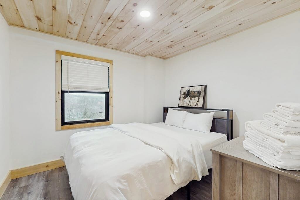 Photo of Bedroom in Readsboro