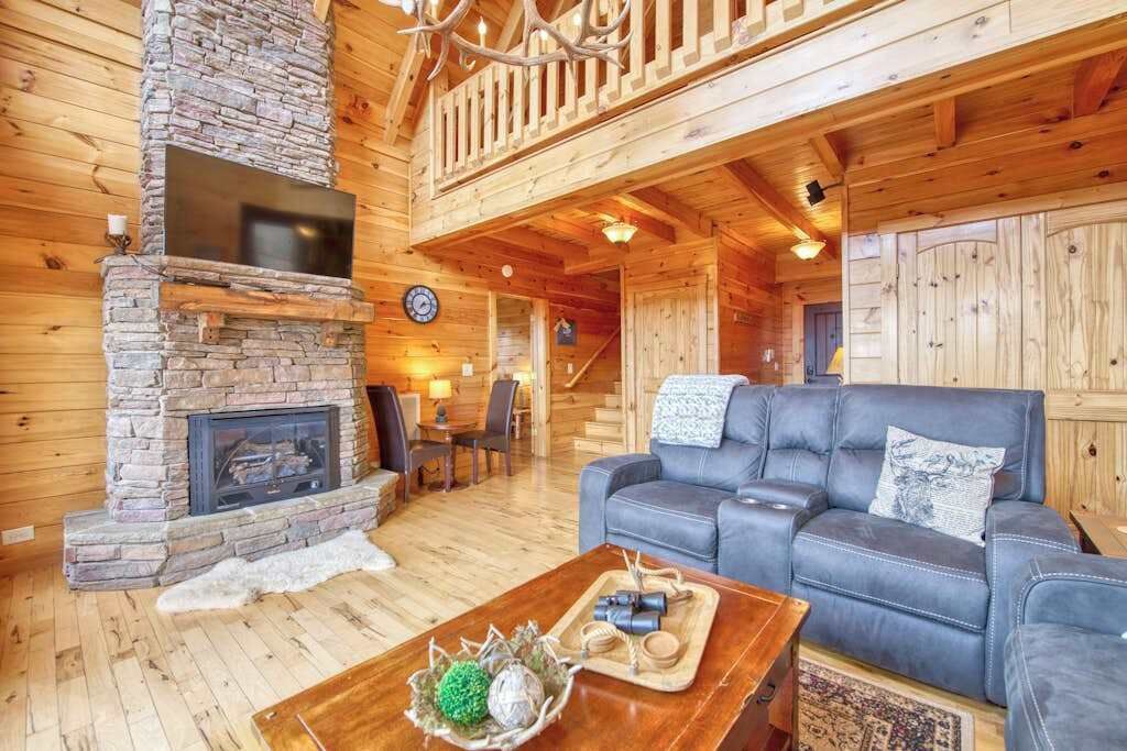 Photo of Livingroom in Lake Lure